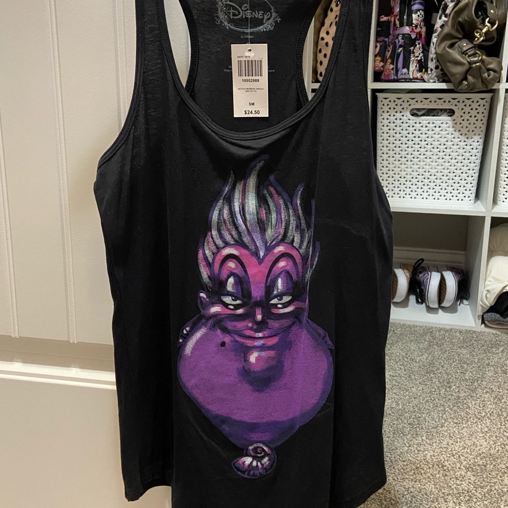 ⛔️SOLD⛔️ Disney Ursula Tank